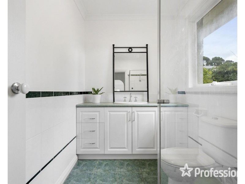 7 French Close, Mooroolbark VIC 3138