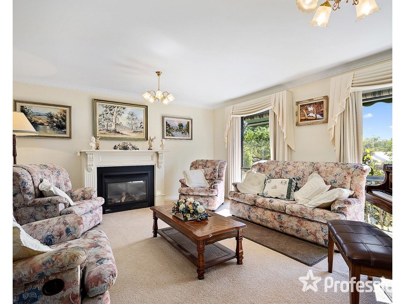 1/4 Palm Grove, Kilsyth VIC 3137