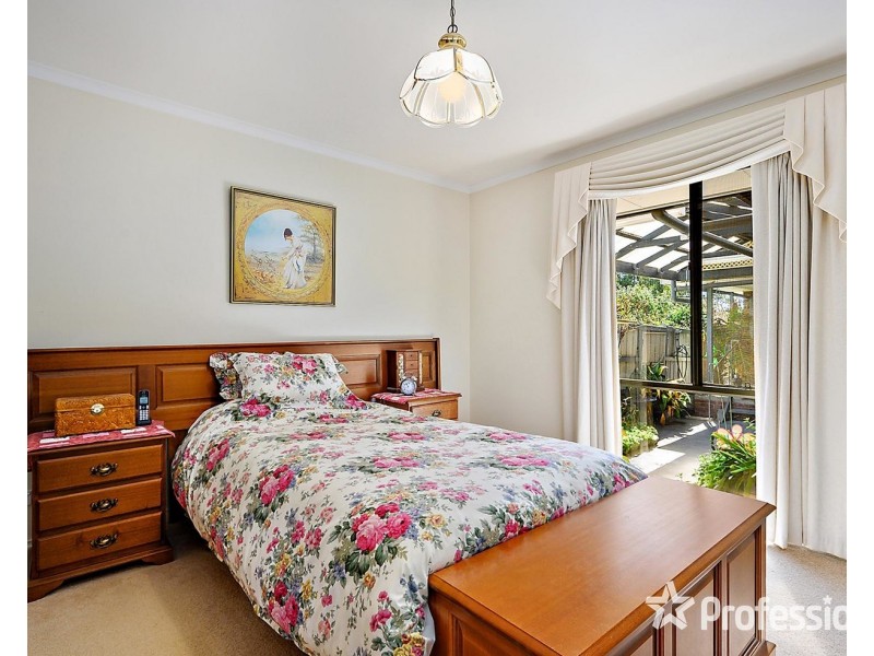 1/4 Palm Grove, Kilsyth VIC 3137