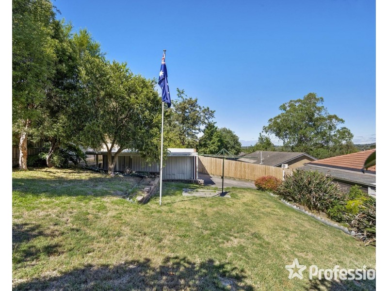 218 Manchester Road, Mooroolbark VIC 3138