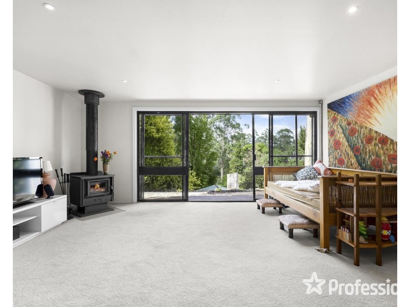 2 Blue Wren Court, Mount Evelyn VIC 3796