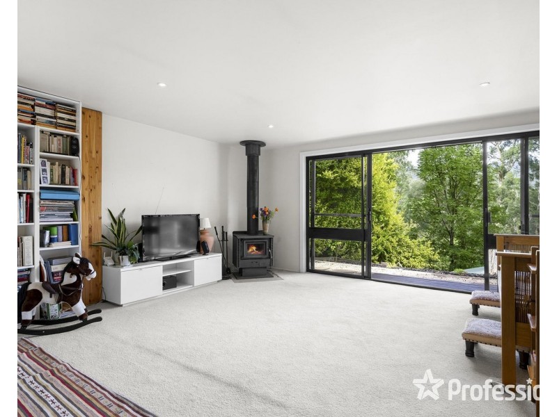 2 Blue Wren Court, Mount Evelyn VIC 3796