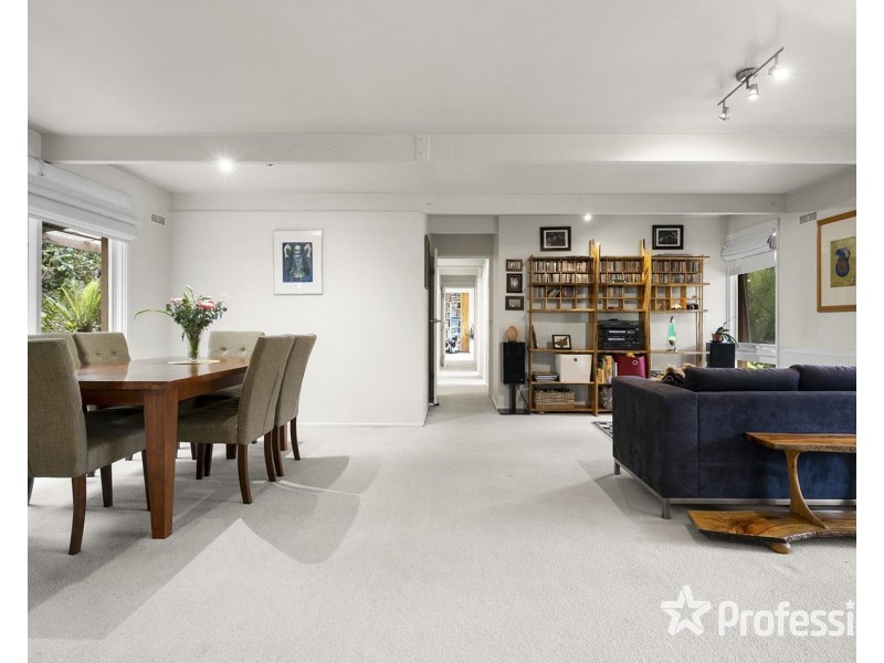 2 Blue Wren Court, Mount Evelyn VIC 3796