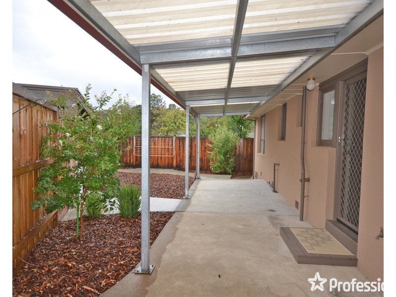 1/5 Alex Court, Mooroolbark VIC 3138