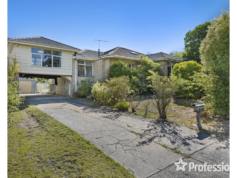 62 Mount View Parade, Croydon VIC 3136