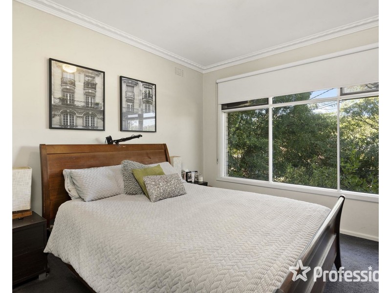 62 Mount View Parade, Croydon VIC 3136