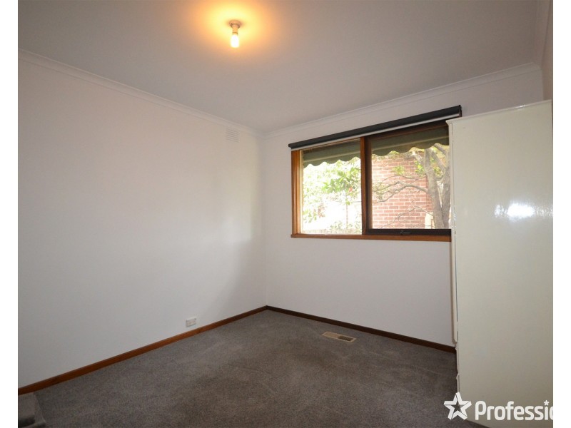 33 Blacksprings Road, Chirnside Park VIC 3116