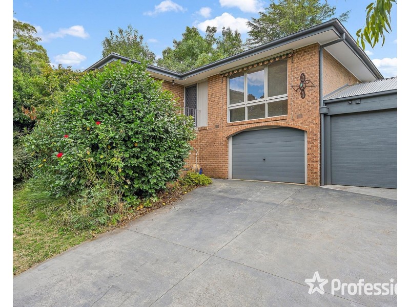 6 Maralinga Terrace, Mooroolbark VIC 3138