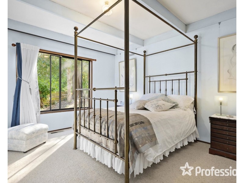 22 Warrawee Road, Mount Evelyn VIC 3796