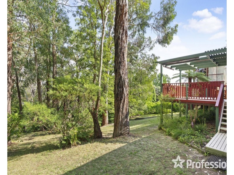 22 Warrawee Road, Mount Evelyn VIC 3796