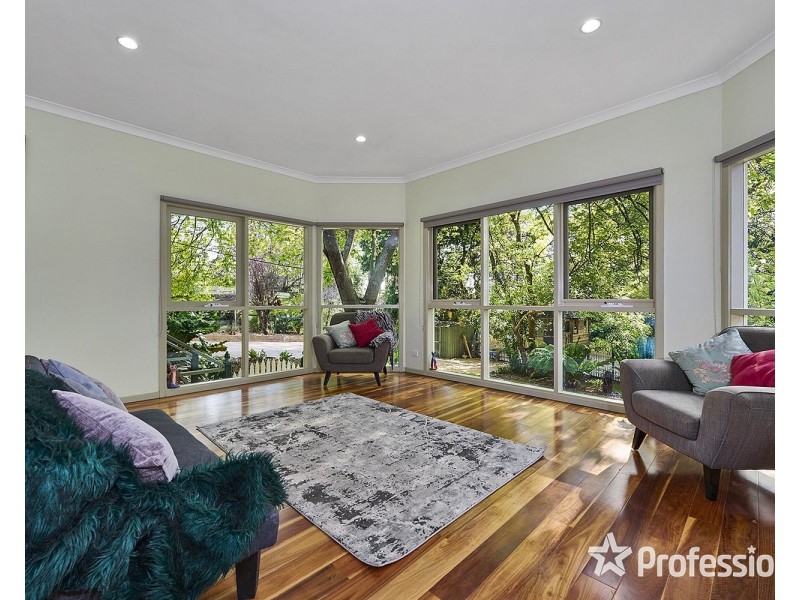 8 Boxtree Road, Montrose VIC 3765