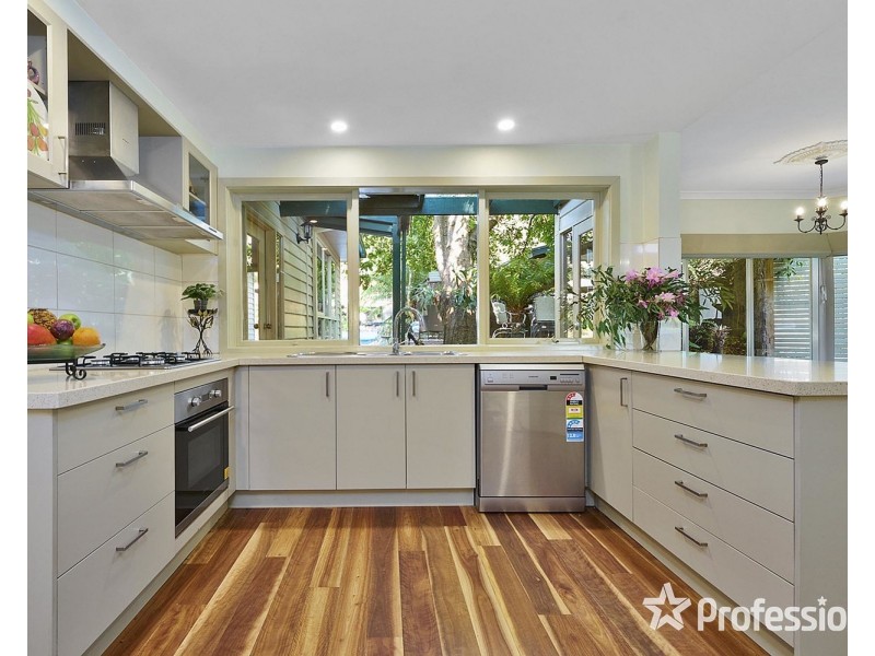 8 Boxtree Road, Montrose VIC 3765