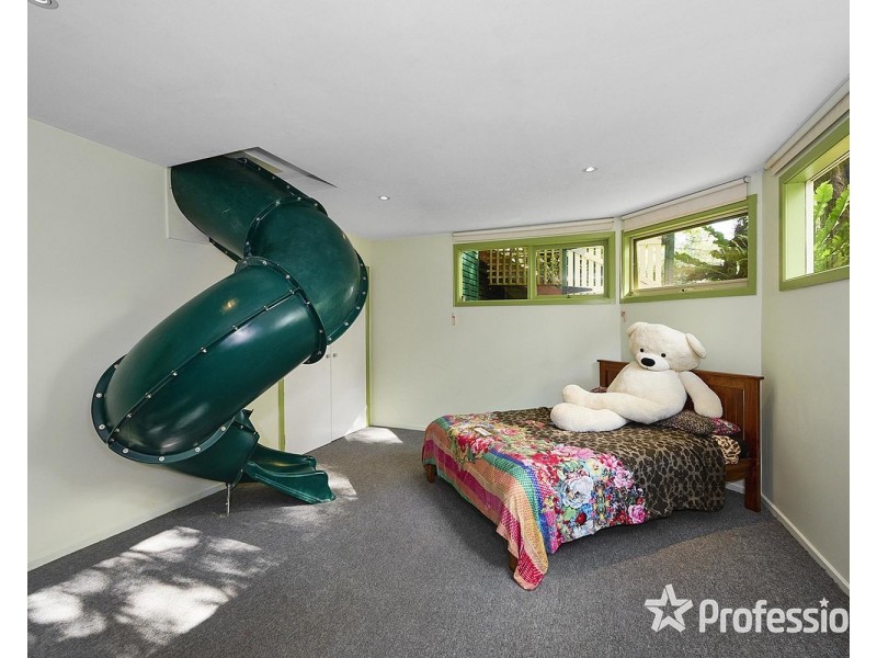 8 Boxtree Road, Montrose VIC 3765