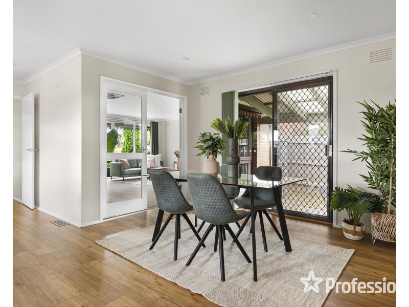 9 Rolloway Rise, Chirnside Park VIC 3116