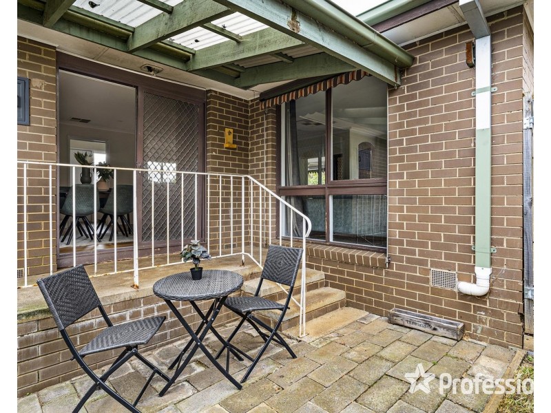 9 Rolloway Rise, Chirnside Park VIC 3116