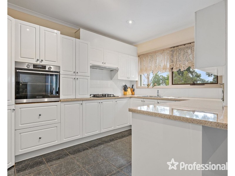 10 Timbertop Court, Mooroolbark VIC 3138