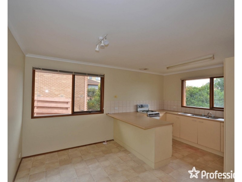 1/31 Felix Grove, Mooroolbark VIC 3138