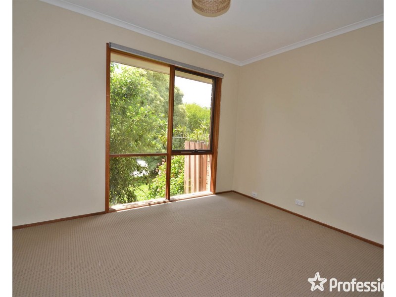 1/31 Felix Grove, Mooroolbark VIC 3138
