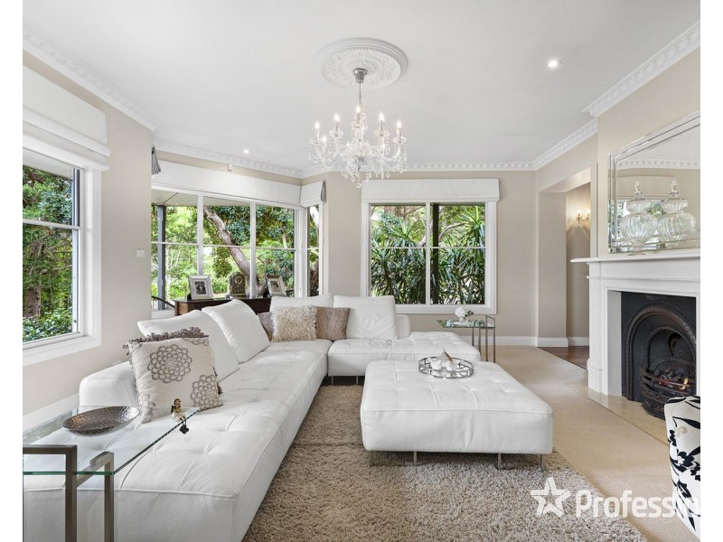 128 Pembroke Road, Mooroolbark VIC 3138