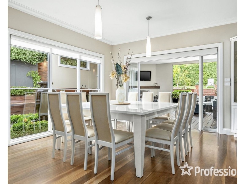 128 Pembroke Road, Mooroolbark VIC 3138
