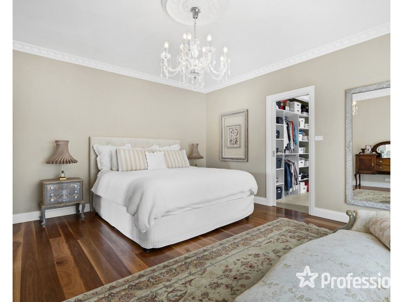 128 Pembroke Road, Mooroolbark VIC 3138