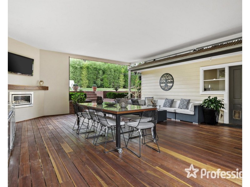 128 Pembroke Road, Mooroolbark VIC 3138