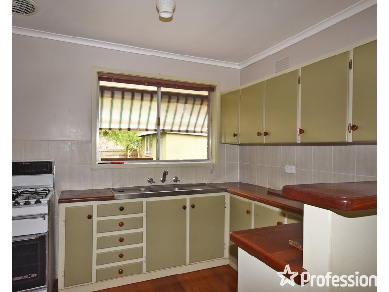 105 Carronvale Road, Mooroolbark VIC 3138