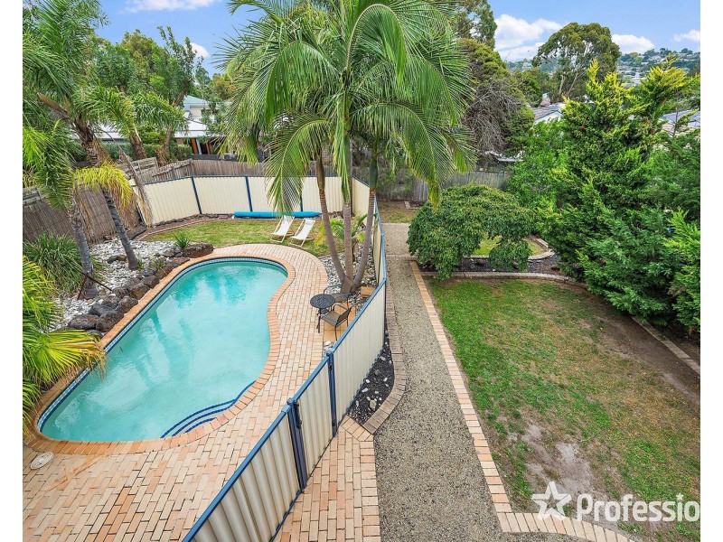 12 Poyner Avenue, Lilydale VIC 3140