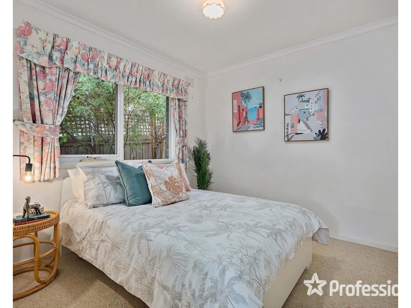 6 Breakaday Pass, Chirnside Park VIC 3116