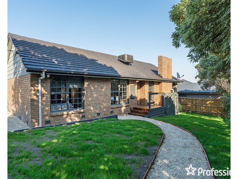 163 Manchester Road, Mooroolbark VIC 3138