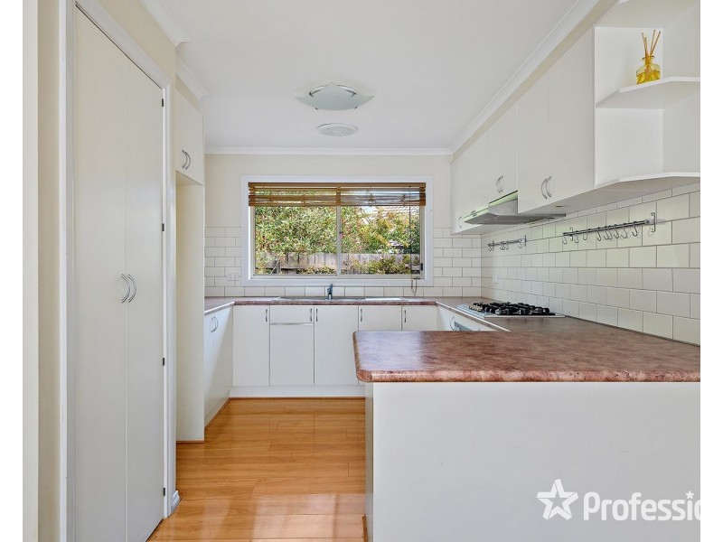 1/13 Hereford Road, Mount Evelyn VIC 3796