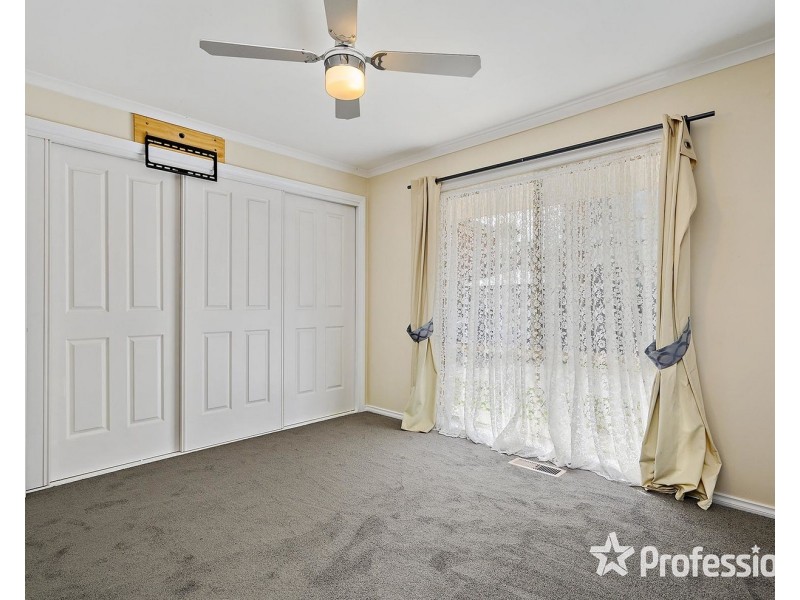 1/13 Hereford Road, Mount Evelyn VIC 3796