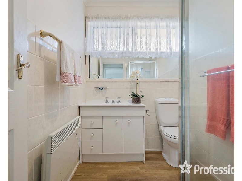 56 Newman Road, Mooroolbark VIC 3138