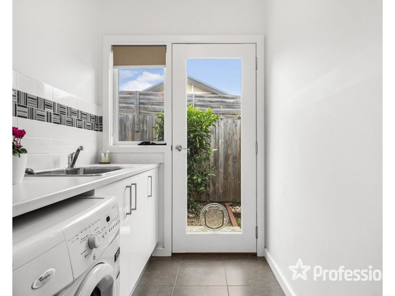 19a Andrew Street, Mooroolbark VIC 3138