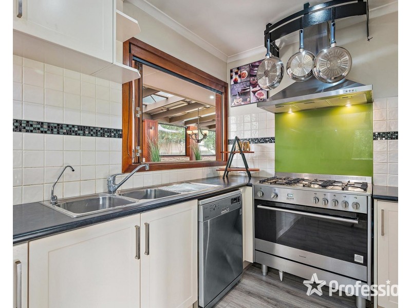 22 Belvedere Drive, Montrose VIC 3765