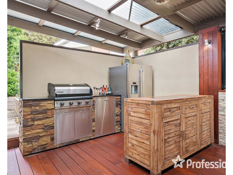 22 Belvedere Drive, Montrose VIC 3765