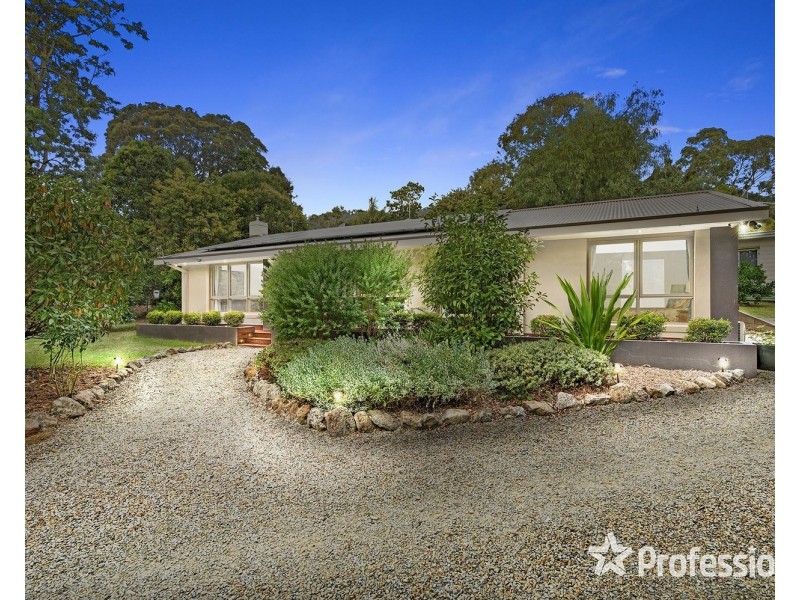 22 Belvedere Drive, Montrose VIC 3765