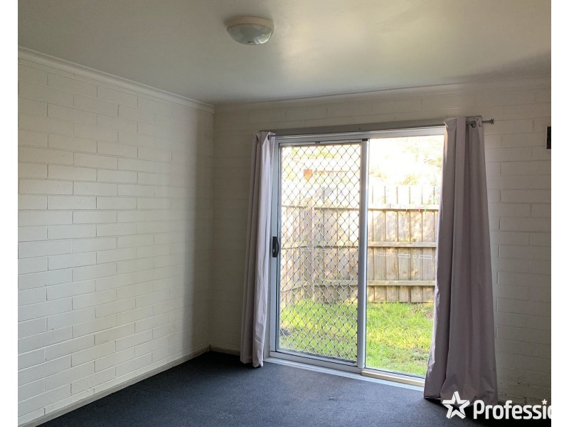 1/8-10 Mount View Parade, Mooroolbark VIC 3138