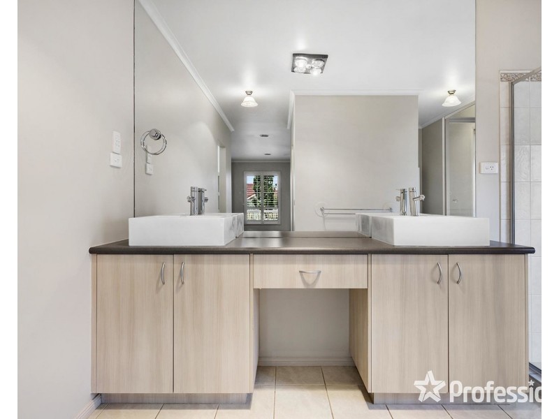 7 Russia Mews, Lilydale VIC 3140