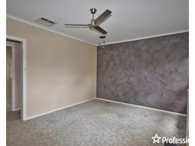 1/24 Kipling Avenue, Mooroolbark VIC 3138