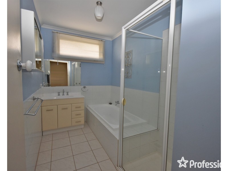 1/24 Kipling Avenue, Mooroolbark VIC 3138