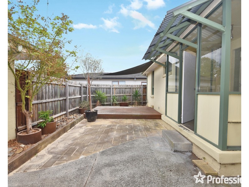 1/24 Kipling Avenue, Mooroolbark VIC 3138