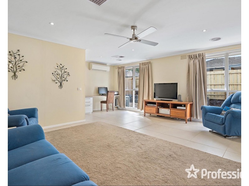 59 Landstrom Quadrant, Kilsyth VIC 3137