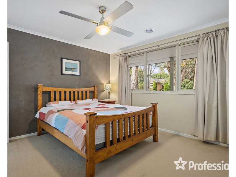 59 Landstrom Quadrant, Kilsyth VIC 3137