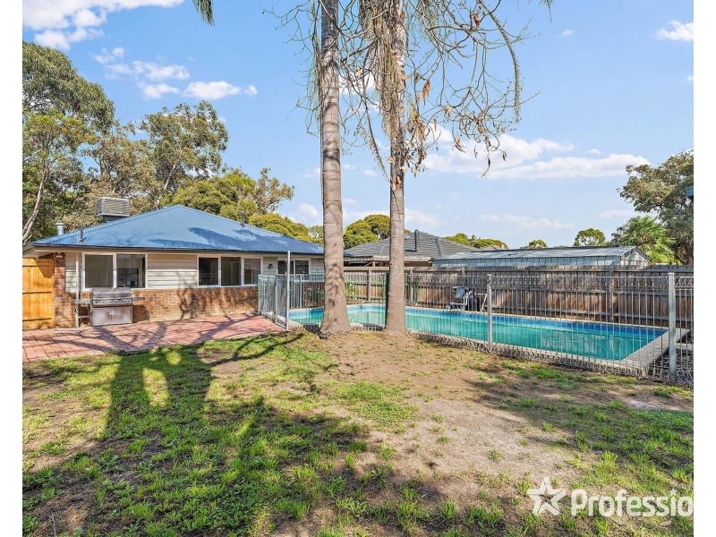 59 Landstrom Quadrant, Kilsyth VIC 3137