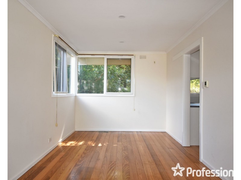 63 Kipling Avenue, Mooroolbark VIC 3138