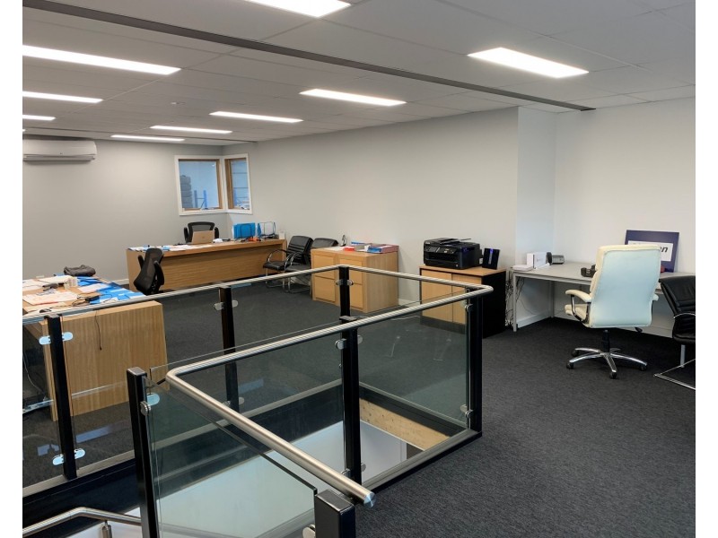 1/2 Shelley Avenue, Kilsyth VIC 3137