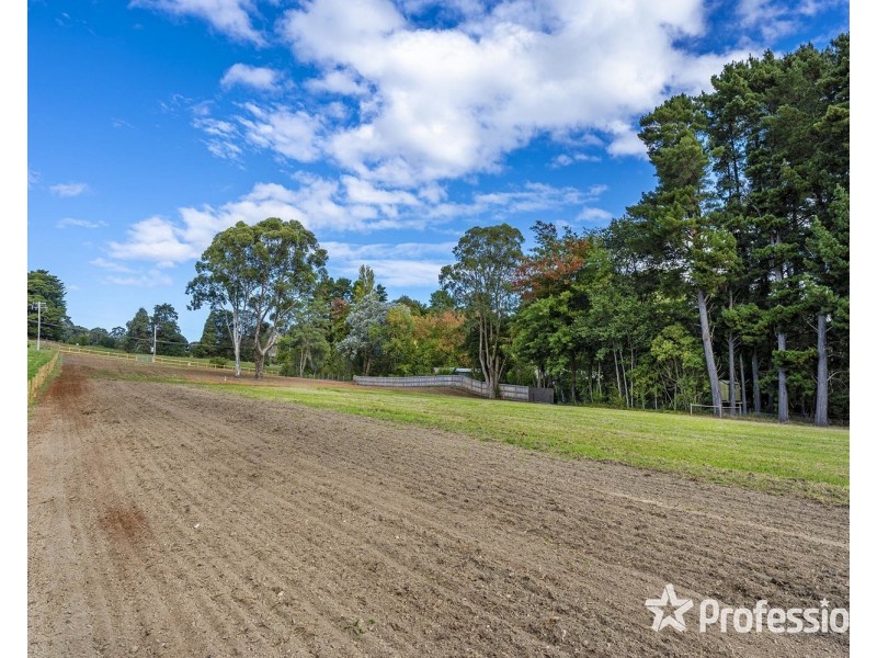 21 Hunter Road, Mount Evelyn VIC 3796