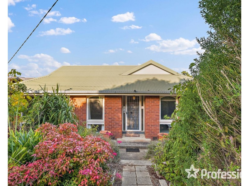 42 Daymar Drive, Mooroolbark VIC 3138