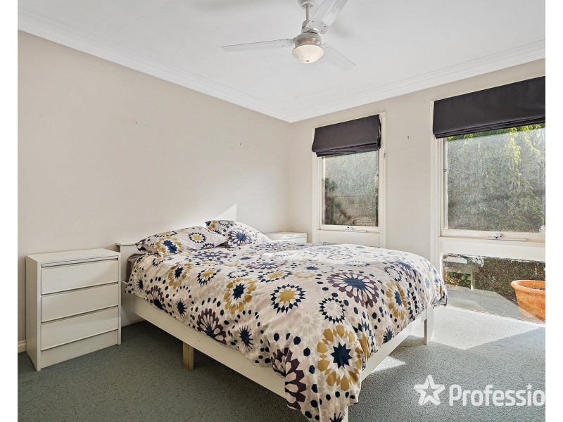 42 Daymar Drive, Mooroolbark VIC 3138